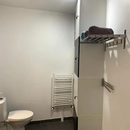 Superbe Lumineux De Gamme Confort دْراسي